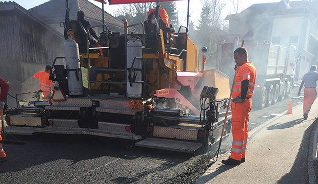 Kallnach, Neubau Gehweg und Fussgängerstreifen Krosenrain